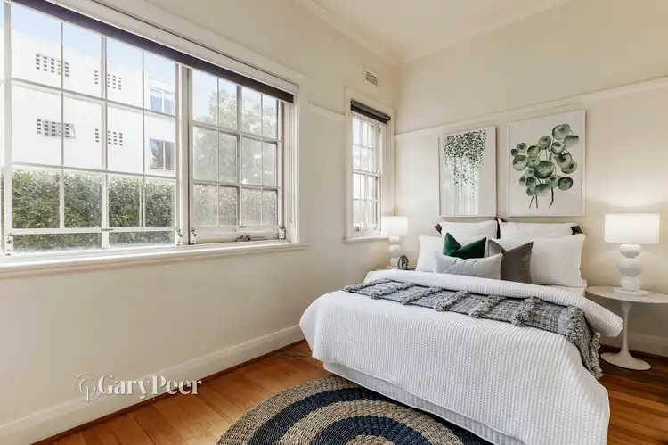 Third view of Homely apartment listing, 5/60 Carlisle Street, St Kilda VIC 3182