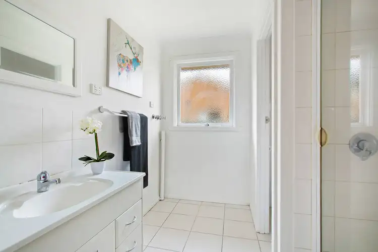 Sixth view of Homely unit listing, 2/34 Dublin Road, Ringwood East VIC 3135