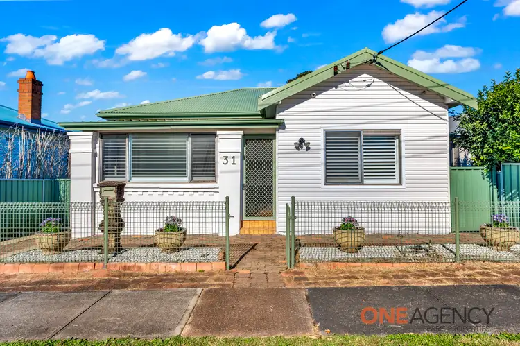31 Vickers Street, Mayfield NSW 2304