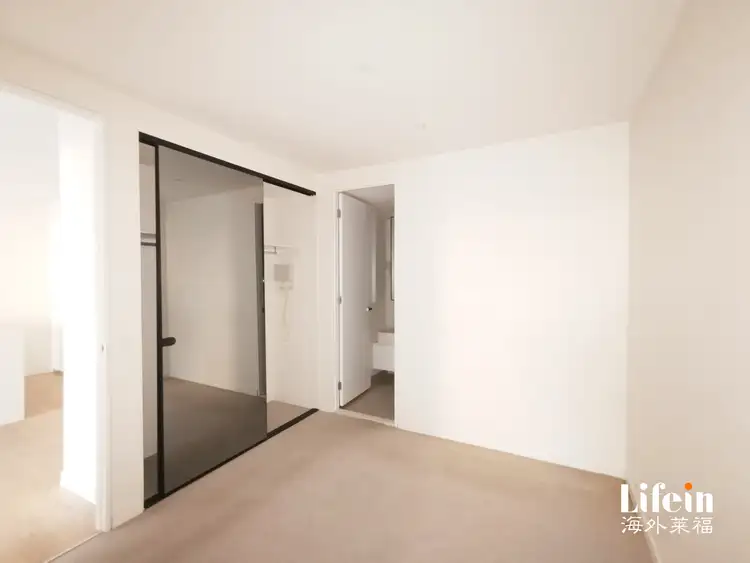 Third view of Homely apartment listing, 1008/77 Queens Road, Melbourne VIC 3004