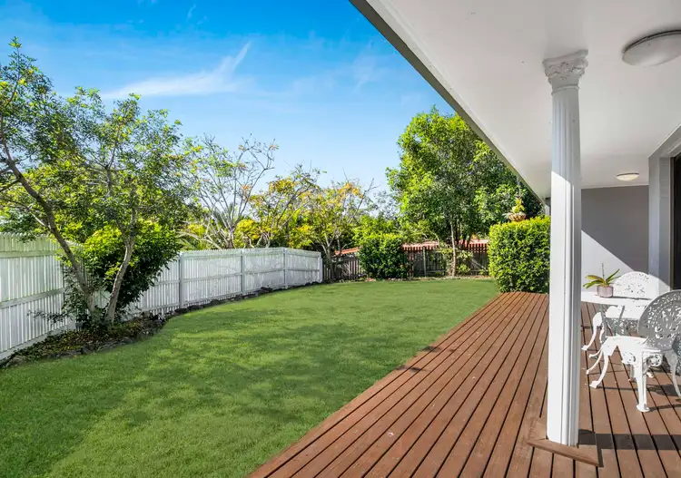 22 Sweetgum Street, Bellbowrie QLD 4070
