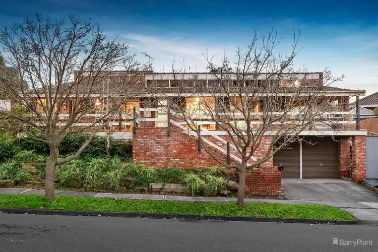 1 Kitson Crescent, Templestowe Lower VIC 3107