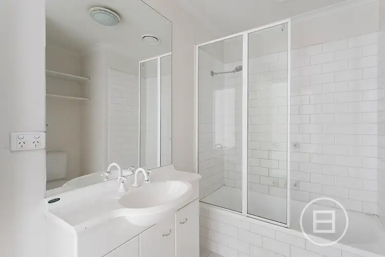 Sixth view of Homely apartment listing, 7/148 Wells Street, South Melbourne VIC 3205