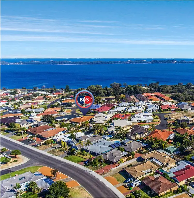 Second view of Homely house listing, 10 Miller Crescent, Australind WA 6233