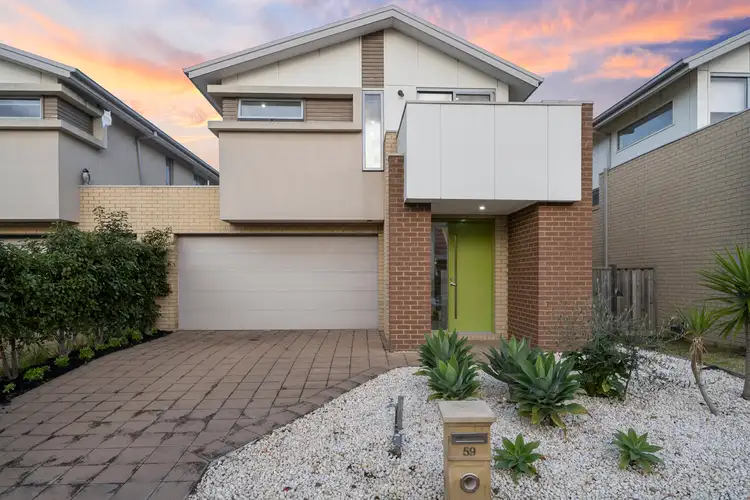 59 Broadbeach Circuit, Sanctuary Lakes VIC 3030