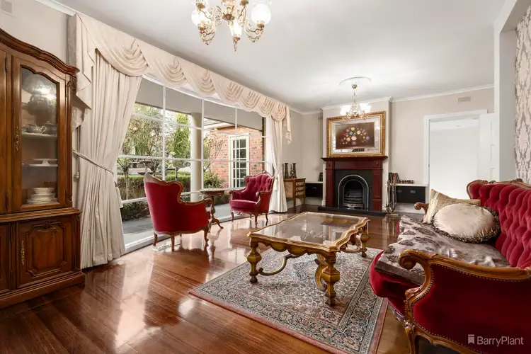 Second view of Homely house listing, 10 Gardenview Court, Templestowe VIC 3106