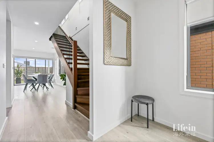 Second view of Homely house listing, 7 Giselle Circuit, Greenvale VIC 3059