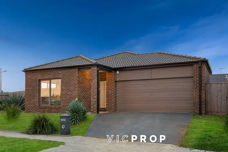 64 Carrick Street, Point Cook VIC 3030