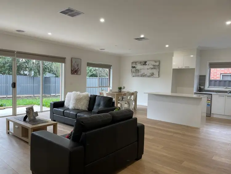 Fourth view of Homely unit listing, 1/4 Gordon Crescent, Romsey VIC 3434