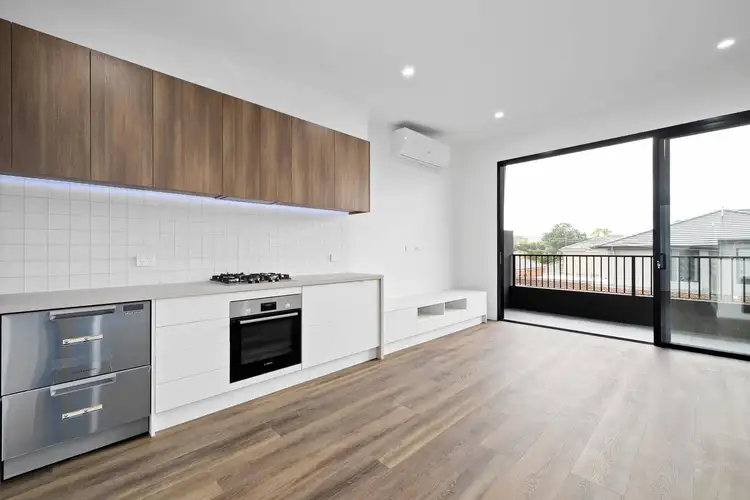 Main view of Homely apartment listing, 1/4 Tivey Parade, Balwyn VIC 3103