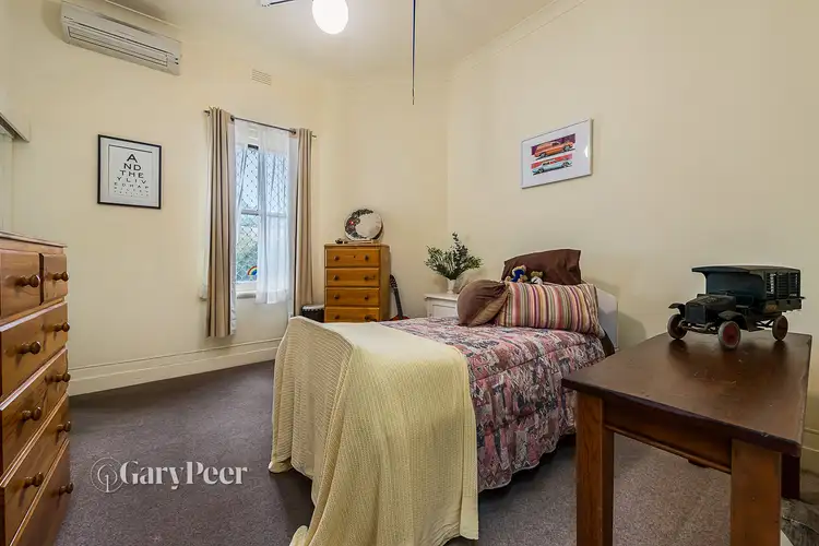 Fifth view of Homely house listing, 2 Mile End Road, Carnegie VIC 3163