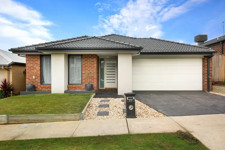 23 Ambleside Way, Officer VIC 3809
