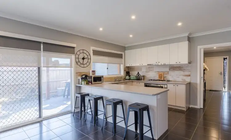 Fifth view of Homely house listing, 9 Rimple Way, Beaconsfield VIC 3807