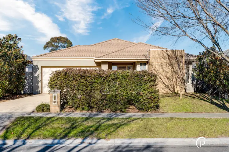 19 Cavalier Drive, Berwick VIC 3806