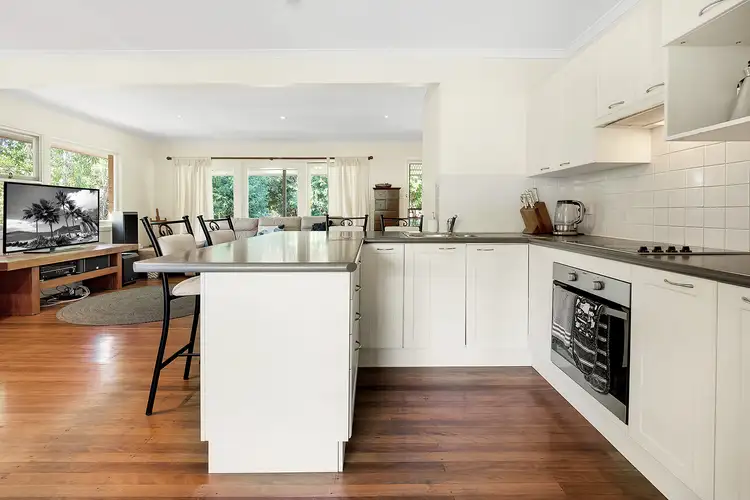 Seventh view of Homely house listing, 2 Praeger Street, Chapel Hill QLD 4069