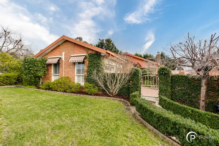 8 Savanna Court, Berwick VIC 3806