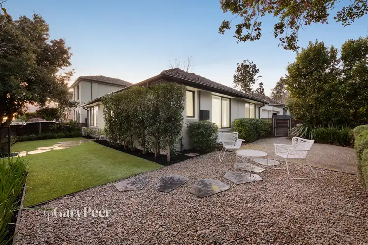 27 Bambra Road, Caulfield North VIC 3161