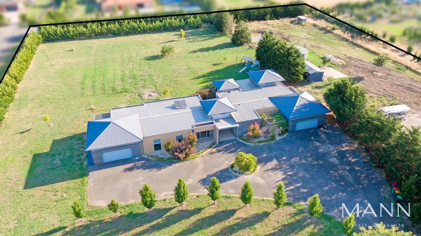 Main view of Homely house listing, 6 Rangeview Close, Mickleham VIC 3064