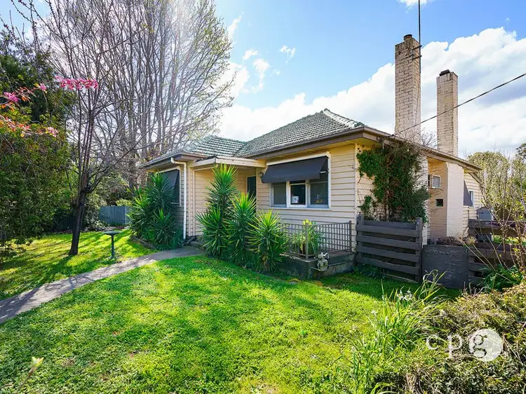 32 Elizabeth Street, Castlemaine VIC 3450