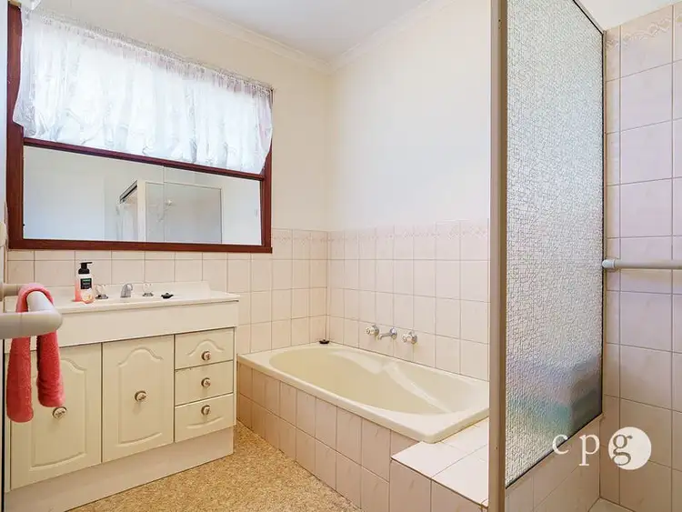Fifth view of Homely unit listing, 2/4 Union Street, Castlemaine VIC 3450