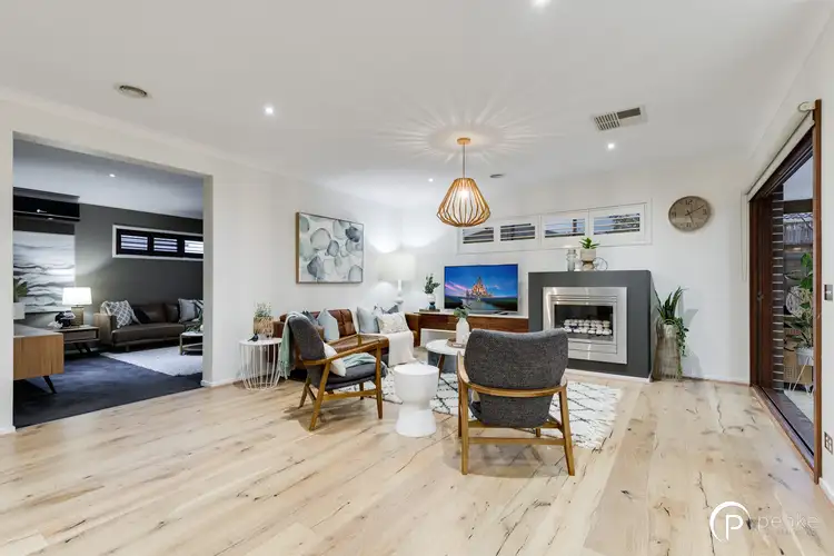 Fourth view of Homely house listing, 17 Bermerale Court, Berwick VIC 3806