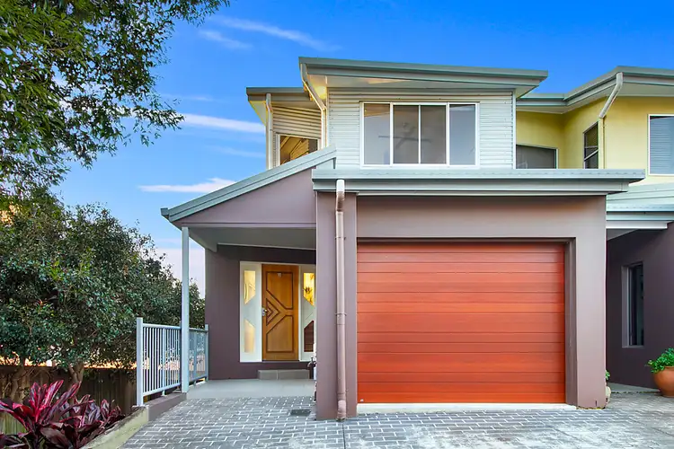 Main view of Homely townhouse listing, 2/21 Villa Street, Annerley QLD 4103