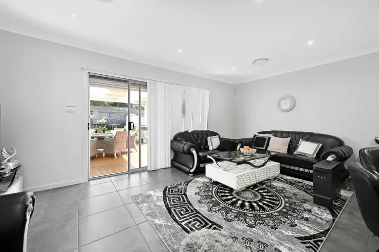 Fourth view of Homely house listing, 7 Louise Place, Bonnyrigg NSW 2177