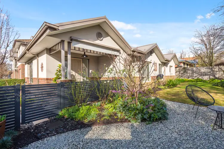1/11 Rodney Street, Gisborne VIC 3437