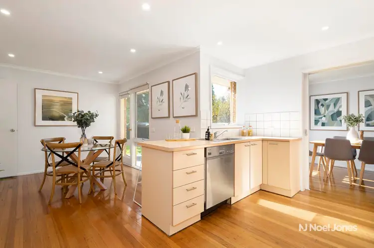 Fifth view of Homely house listing, 31 Thomas Crescent, Cranbourne VIC 3977