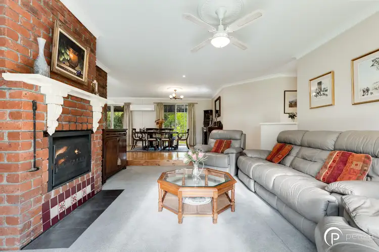 Fifth view of Homely house listing, 4 Kilgerron Court, Narre Warren South VIC 3805