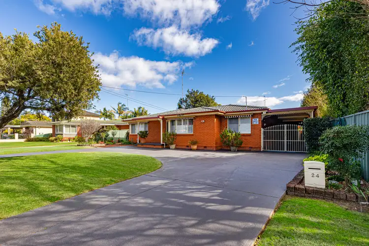 24 Yodalla Avenue, Emu Plains NSW 2750