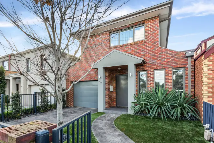 743 North Road, Carnegie VIC 3163