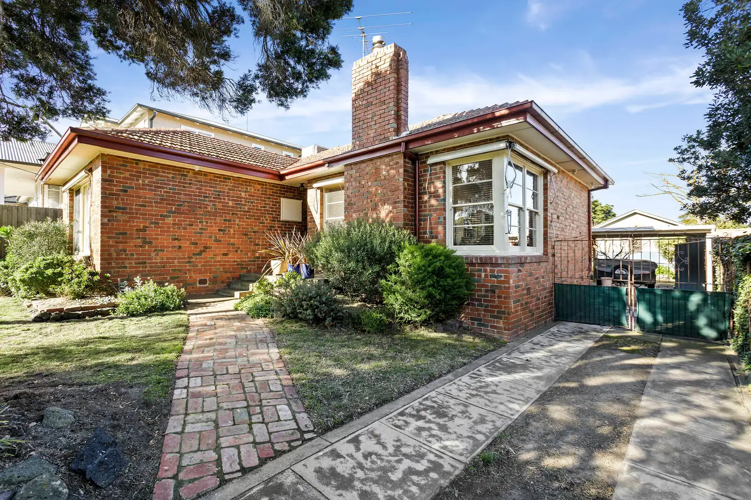 Main view of Homely house listing, 34 Pyalong Avenue, Rosanna VIC 3084