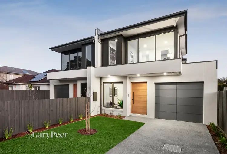 Main view of Homely townhouse listing, 8a Ardwick Street, Bentleigh VIC 3204