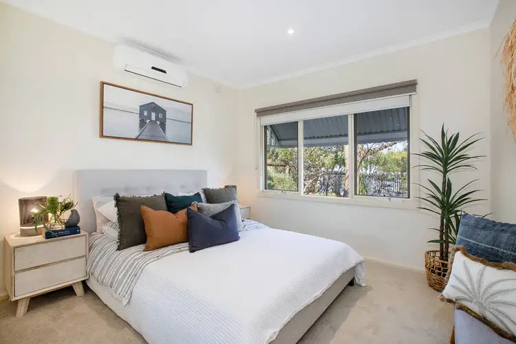 Fifth view of Homely unit listing, 1/16 Heather Grove, Ringwood VIC 3134