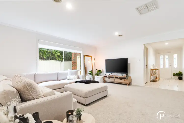 Fifth view of Homely house listing, 27 Buchan Green, Pakenham VIC 3810