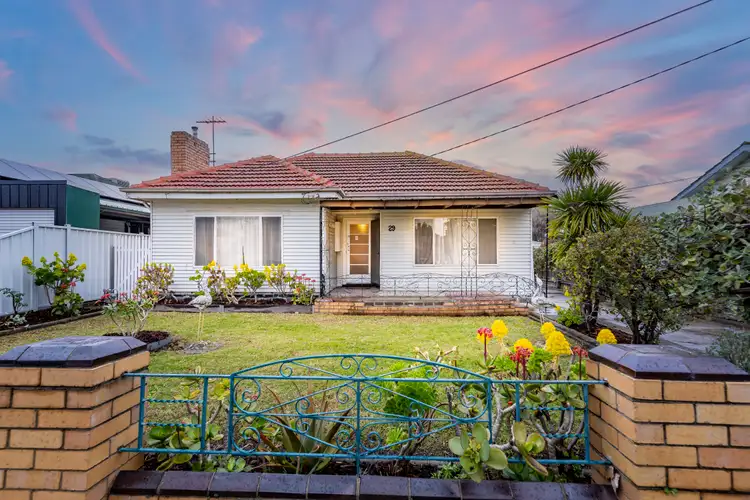 29 Cranbourne Avenue, Sunshine North VIC 3020