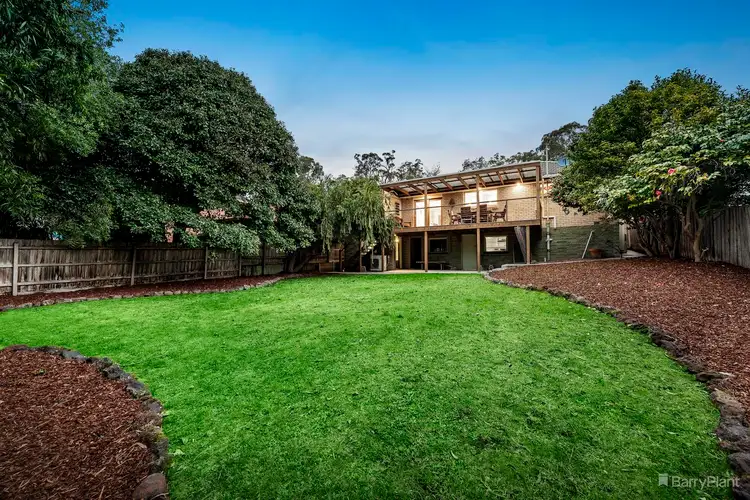 7 Edgerton Road, Mitcham VIC 3132