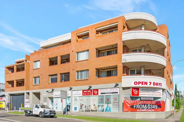 2/40 Earl Street, Merrylands NSW 2160