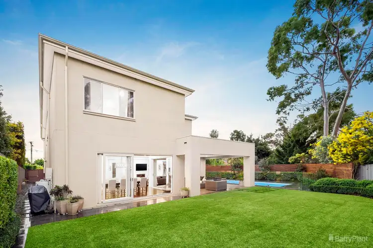 Fourth view of Homely house listing, 2 Graeme Court, Bulleen VIC 3105