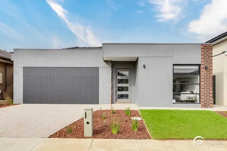 19 Greenwich Drive, Berwick VIC 3806
