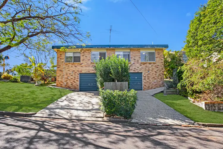 77 Hebe Street, Bardon QLD 4065
