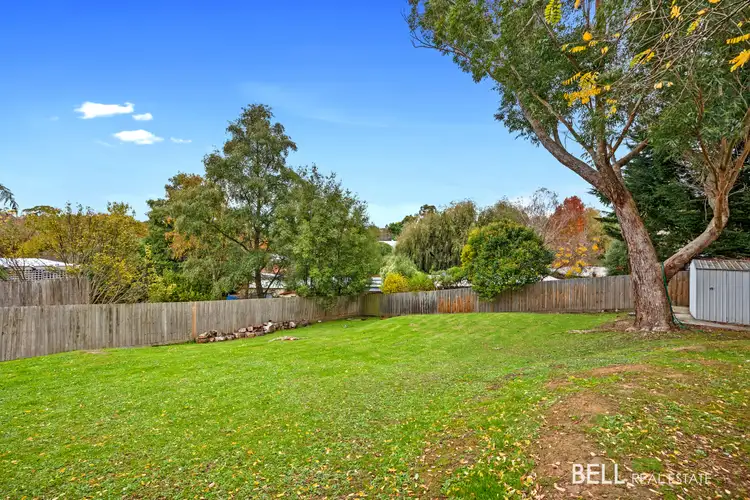 Second view of Homely house listing, 8 Amanda Court, Seville VIC 3139