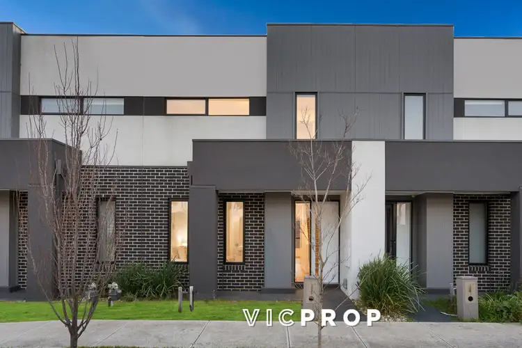 4 Buddakan Walk, Point Cook VIC 3030
