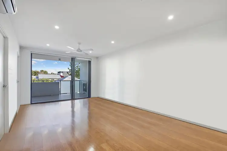 Second view of Homely unit listing, 6/8 Mayhew Street, Sherwood QLD 4075
