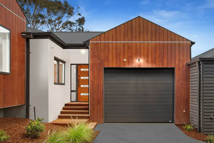 2/130 Mt Dandenong Road, Ringwood East VIC 3135