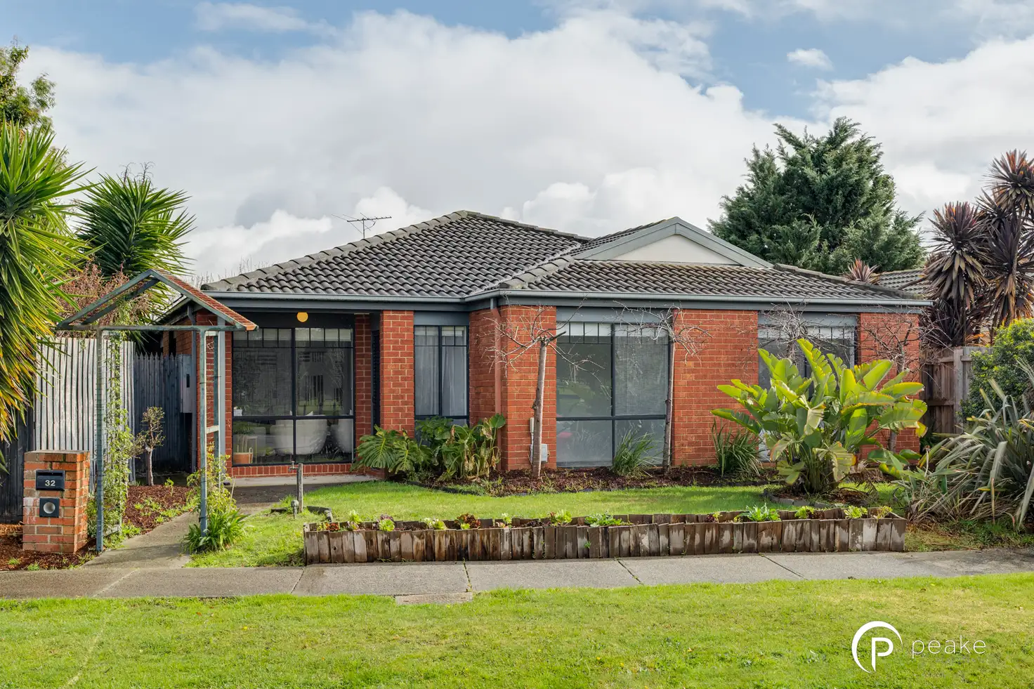 Main view of Homely house listing, 32 Jacinta Drive, Cranbourne West VIC 3977