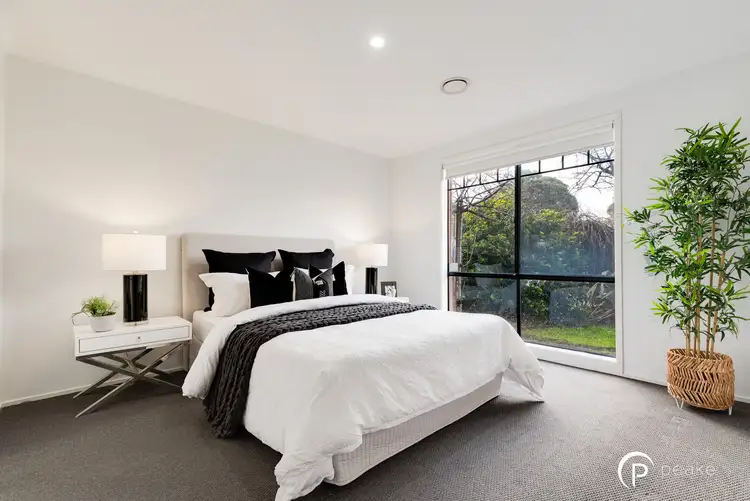 Fifth view of Homely house listing, 32 Jacinta Drive, Cranbourne West VIC 3977
