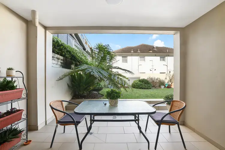 Second view of Homely apartment listing, 4/1 Greycliffe Street, Queenscliff NSW 2096