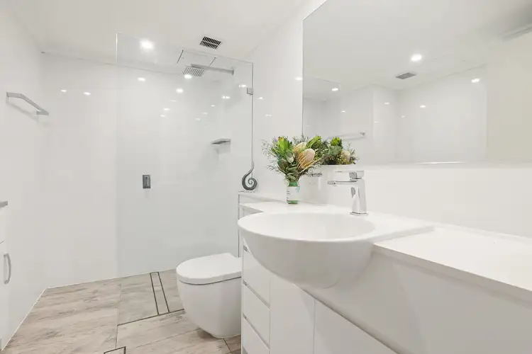 Sixth view of Homely apartment listing, 4/1 Greycliffe Street, Queenscliff NSW 2096